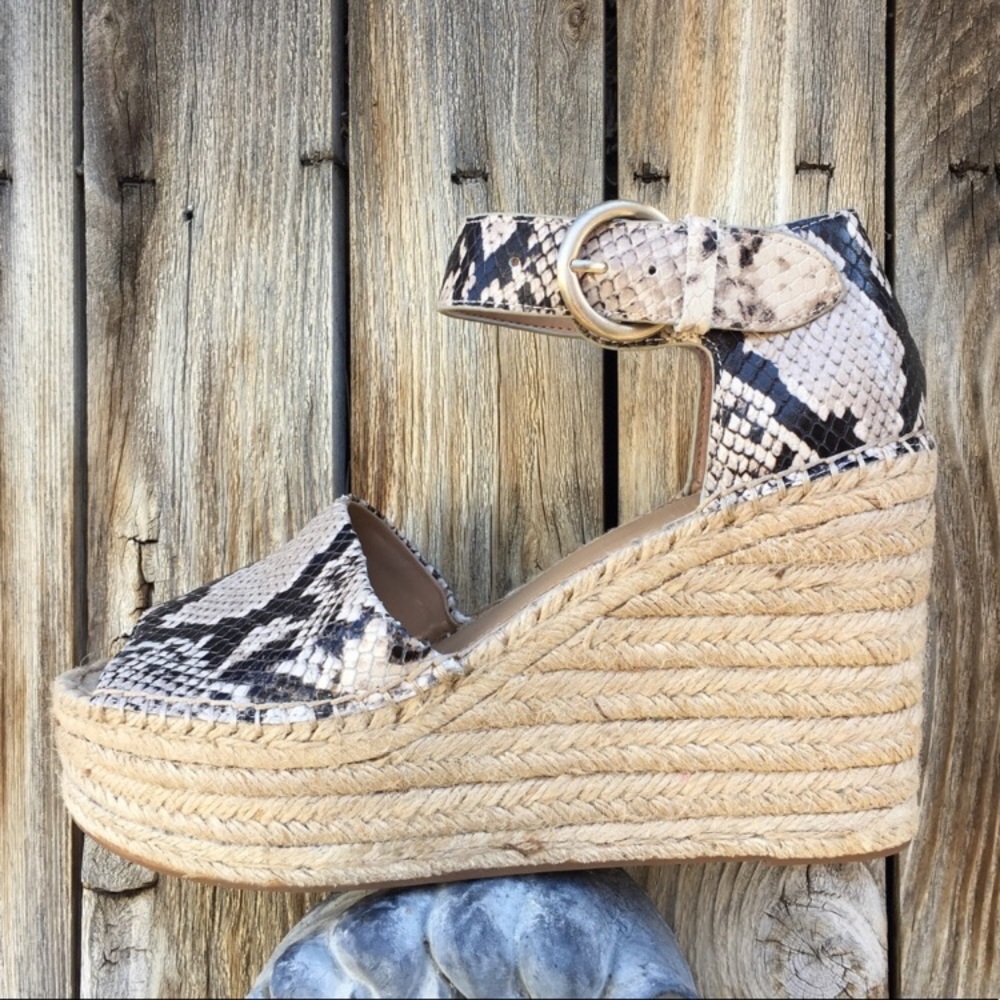 NWT Marc Fisher Alida Espadrille Platform Sandal Leather Snake Print Cream 10
